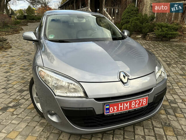 Серый Рено Меган, объемом двигателя 1.6 л и пробегом 153 тыс. км за 7650 $, фото 13 на Automoto.ua