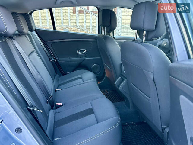 Серый Рено Меган, объемом двигателя 1.6 л и пробегом 153 тыс. км за 7550 $, фото 45 на Automoto.ua