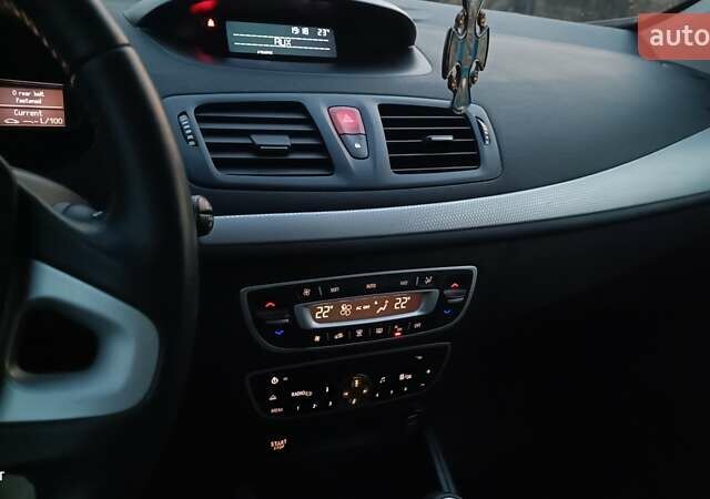 Сірий Рено Меган, об'ємом двигуна 2 л та пробігом 240 тис. км за 6800 $, фото 17 на Automoto.ua