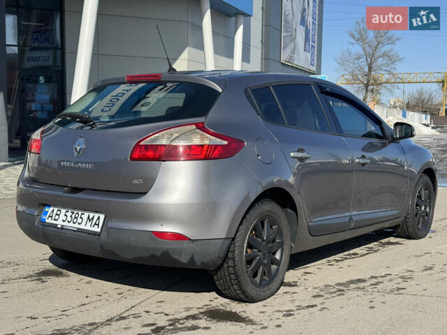 Сірий Рено Меган, об'ємом двигуна 1.9 л та пробігом 251 тис. км за 5600 $, фото 3 на Automoto.ua
