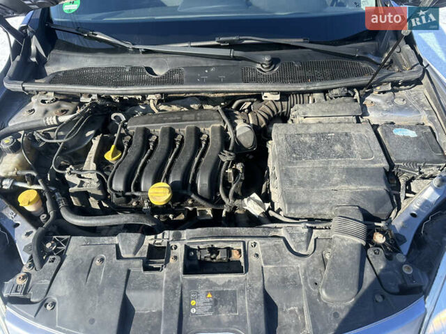 Сірий Рено Меган, об'ємом двигуна 1.6 л та пробігом 199 тис. км за 5100 $, фото 21 на Automoto.ua