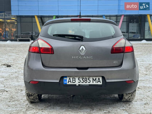 Сірий Рено Меган, об'ємом двигуна 1.9 л та пробігом 251 тис. км за 5900 $, фото 4 на Automoto.ua