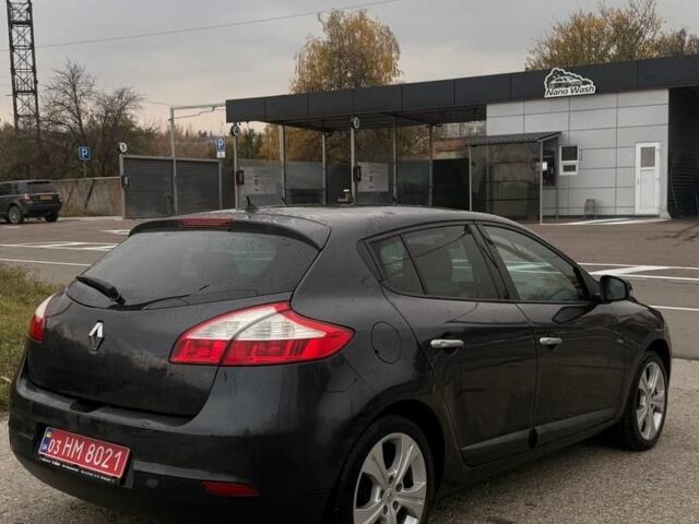 Серый Рено Меган, объемом двигателя 1.6 л и пробегом 192 тыс. км за 6000 $, фото 1 на Automoto.ua