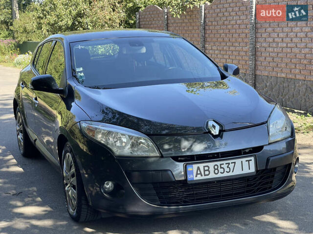 Сірий Рено Меган, об'ємом двигуна 1.5 л та пробігом 270 тис. км за 5800 $, фото 1 на Automoto.ua