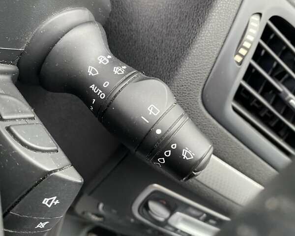 Сірий Рено Меган, об'ємом двигуна 1.6 л та пробігом 203 тис. км за 7450 $, фото 21 на Automoto.ua