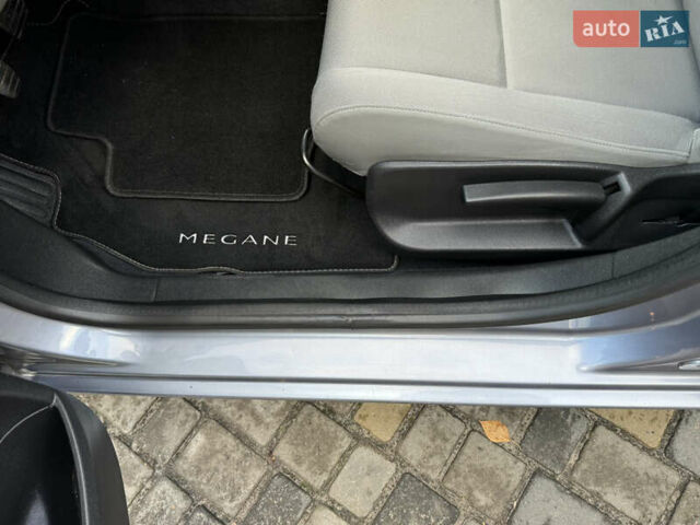 Серый Рено Меган, объемом двигателя 1.6 л и пробегом 153 тыс. км за 7650 $, фото 22 на Automoto.ua