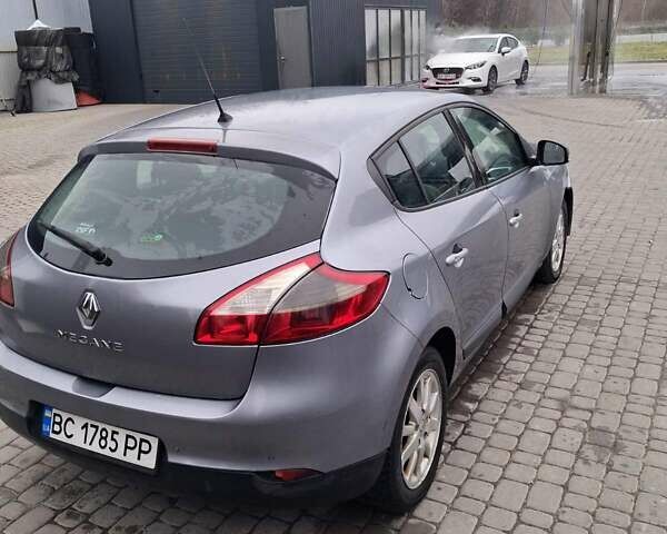 Серый Рено Меган, объемом двигателя 1.9 л и пробегом 350 тыс. км за 3950 $, фото 3 на Automoto.ua