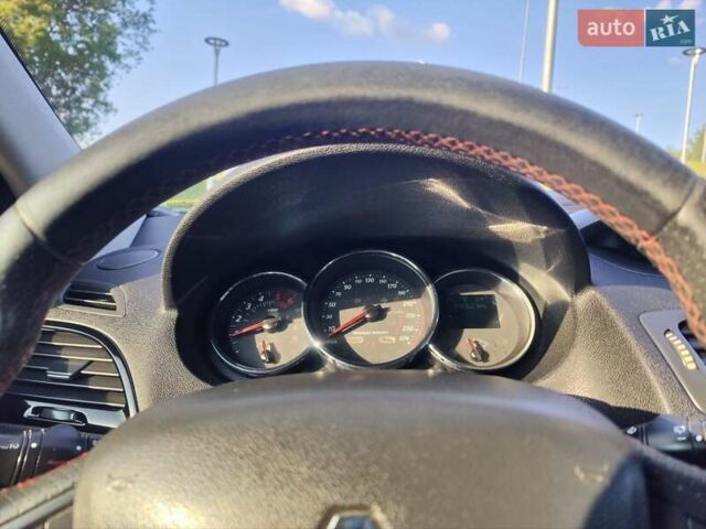 Рено Меган 2009 в Виннице на Automoto.ua Серый Рено Меган, объемом двигателя 1.5 л и пробегом 242 тыс. км за 6950 $, фото 18 на Automoto.ua