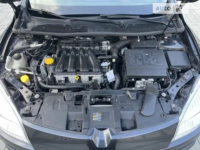 Серый Рено Меган, объемом двигателя 2 л и пробегом 247 тыс. км за 8000 $, фото 10 на Automoto.ua