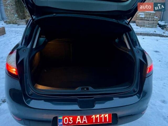 Сірий Рено Меган, об'ємом двигуна 1.6 л та пробігом 186 тис. км за 6900 $, фото 78 на Automoto.ua