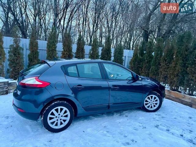 Сірий Рено Меган, об'ємом двигуна 1.6 л та пробігом 186 тис. км за 6900 $, фото 22 на Automoto.ua