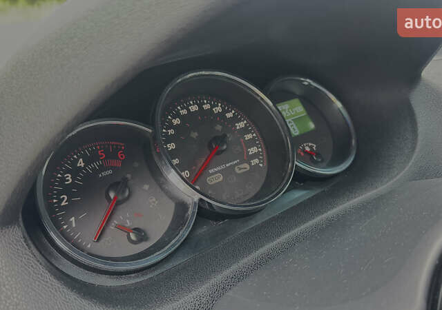 Серый Рено Меган, объемом двигателя 1.5 л и пробегом 242 тыс. км за 6950 $, фото 16 на Automoto.ua