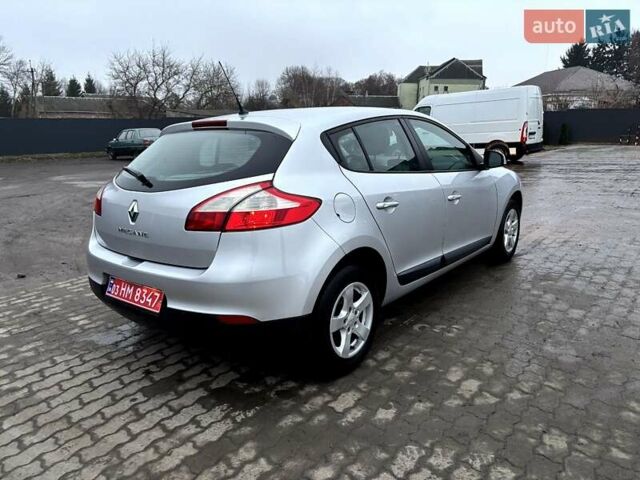 Сірий Рено Меган, об'ємом двигуна 1.6 л та пробігом 265 тис. км за 6100 $, фото 21 на Automoto.ua