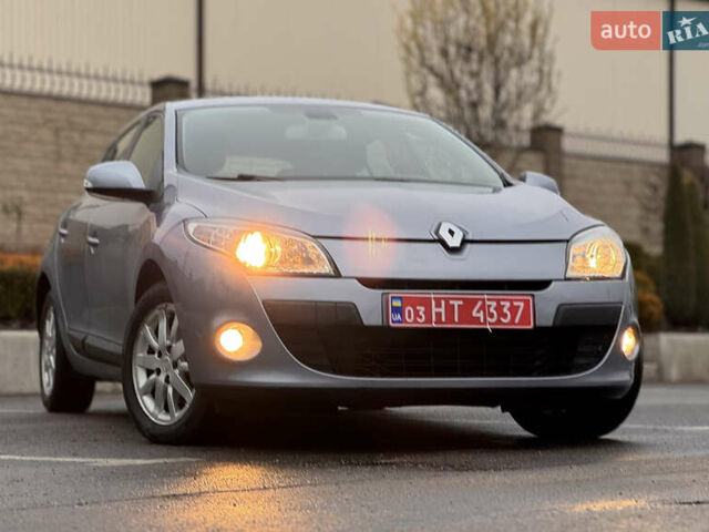Серый Рено Меган, объемом двигателя 1.6 л и пробегом 193 тыс. км за 5999 $, фото 28 на Automoto.ua
