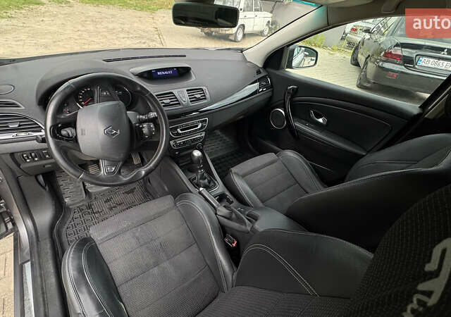 Серый Рено Меган, объемом двигателя 1.5 л и пробегом 242 тыс. км за 6950 $, фото 11 на Automoto.ua