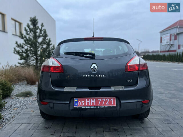 Серый Рено Меган, объемом двигателя 1.5 л и пробегом 249 тыс. км за 5900 $, фото 4 на Automoto.ua