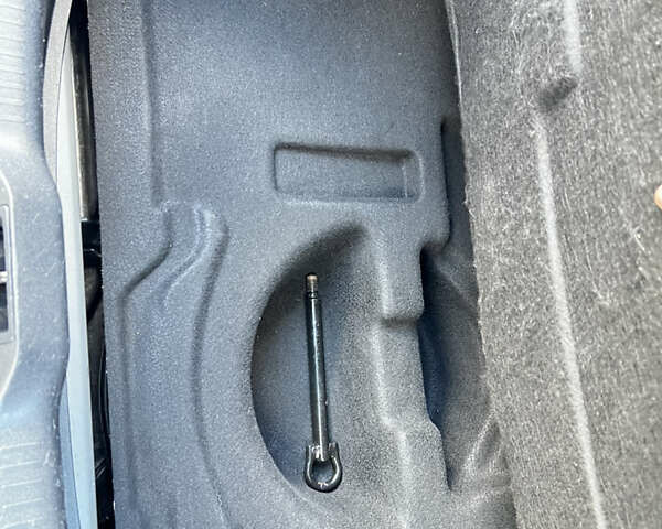 Сірий Рено Меган, об'ємом двигуна 1.6 л та пробігом 198 тис. км за 6750 $, фото 38 на Automoto.ua