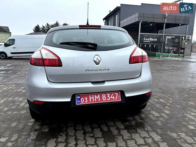 Сірий Рено Меган, об'ємом двигуна 1.6 л та пробігом 265 тис. км за 6100 $, фото 5 на Automoto.ua