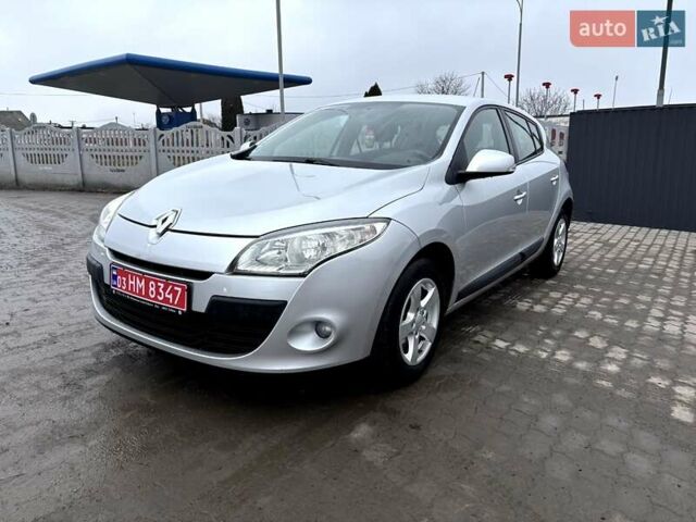 Сірий Рено Меган, об'ємом двигуна 1.6 л та пробігом 265 тис. км за 6100 $, фото 6 на Automoto.ua