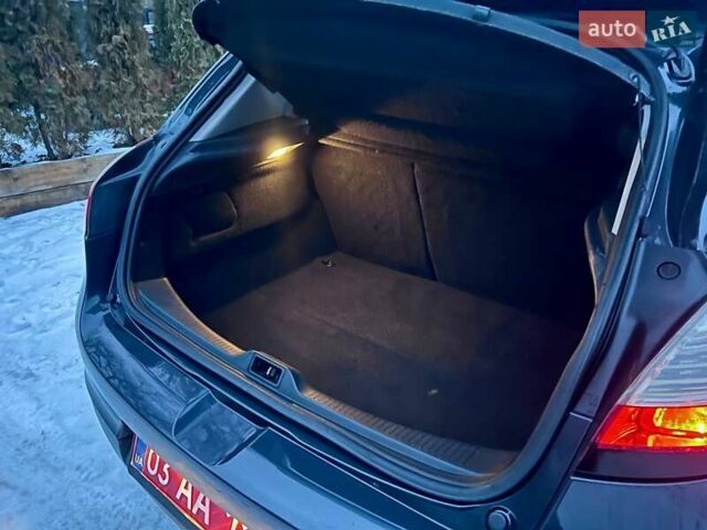 Сірий Рено Меган, об'ємом двигуна 1.6 л та пробігом 186 тис. км за 6900 $, фото 79 на Automoto.ua