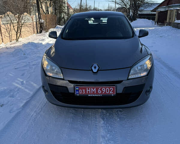 Сірий Рено Меган, об'ємом двигуна 1.6 л та пробігом 193 тис. км за 6700 $, фото 9 на Automoto.ua