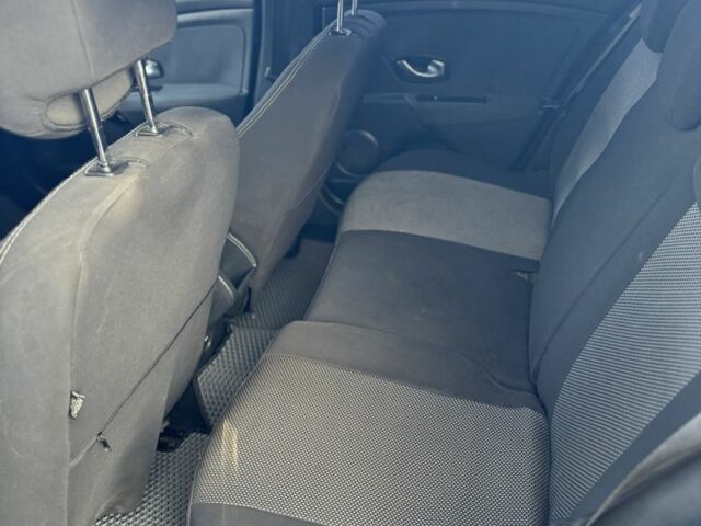 Сірий Рено Меган, об'ємом двигуна 1.5 л та пробігом 225 тис. км за 6300 $, фото 10 на Automoto.ua