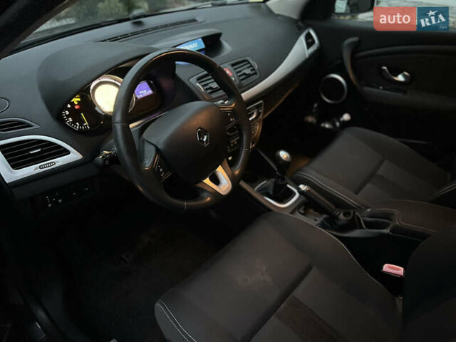 Серый Рено Меган, объемом двигателя 1.5 л и пробегом 249 тыс. км за 5900 $, фото 8 на Automoto.ua