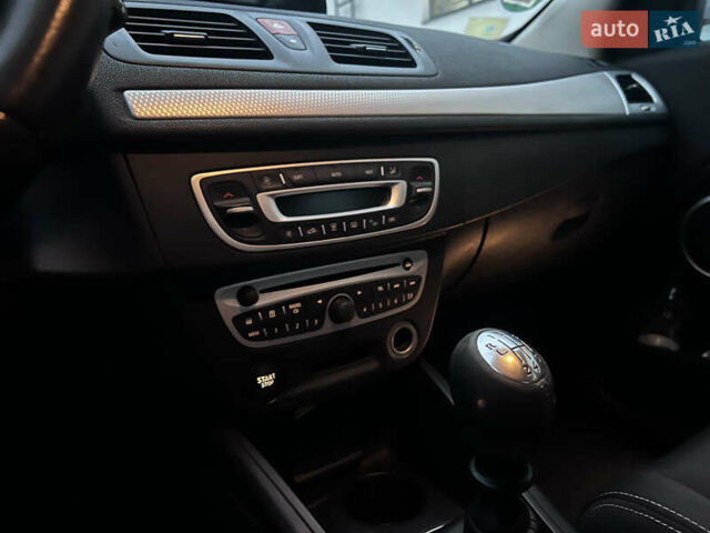 Серый Рено Меган, объемом двигателя 1.5 л и пробегом 249 тыс. км за 5900 $, фото 10 на Automoto.ua