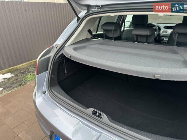 Серый Рено Меган, объемом двигателя 1.6 л и пробегом 200 тыс. км за 6250 $, фото 20 на Automoto.ua