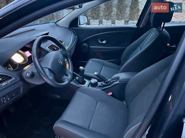 Сірий Рено Меган, об'ємом двигуна 1.6 л та пробігом 186 тис. км за 6900 $, фото 58 на Automoto.ua