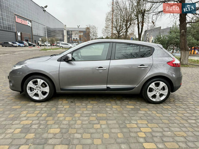 Сірий Рено Меган, об'ємом двигуна 1.6 л та пробігом 156 тис. км за 8350 $, фото 1 на Automoto.ua