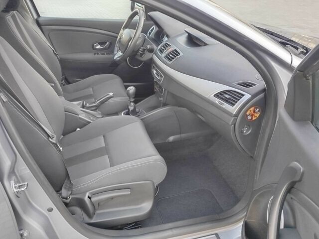 Рено Меган 2009 у Дніпро (Дніпропетровську) на Automoto.ua Сірий Рено Меган, об'ємом двигуна 1.6 л та пробігом 222 тис. км за 6800 $, фото 11 на Automoto.ua