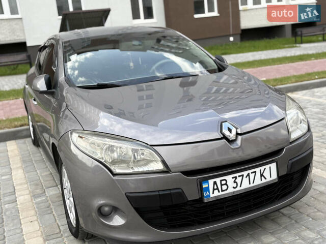 Сірий Рено Меган, об'ємом двигуна 1.46 л та пробігом 306 тис. км за 6000 $, фото 26 на Automoto.ua