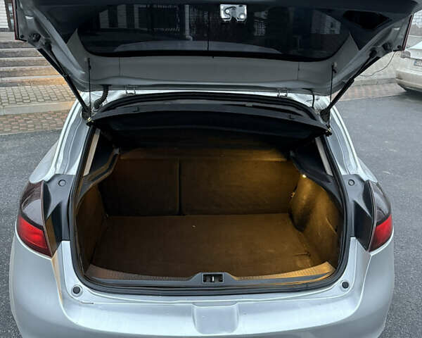 Серый Рено Меган, объемом двигателя 1.46 л и пробегом 300 тыс. км за 4700 $, фото 8 на Automoto.ua