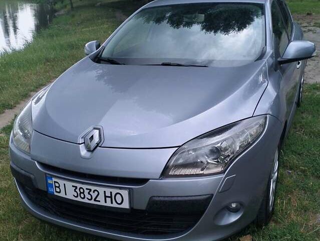 Серый Рено Меган, объемом двигателя 1.6 л и пробегом 234 тыс. км за 7500 $, фото 8 на Automoto.ua