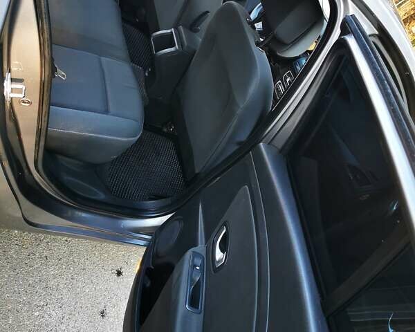 Сірий Рено Меган, об'ємом двигуна 1.5 л та пробігом 259 тис. км за 5900 $, фото 14 на Automoto.ua