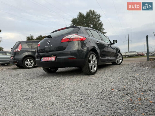Сірий Рено Меган, об'ємом двигуна 2 л та пробігом 160 тис. км за 7499 $, фото 16 на Automoto.ua