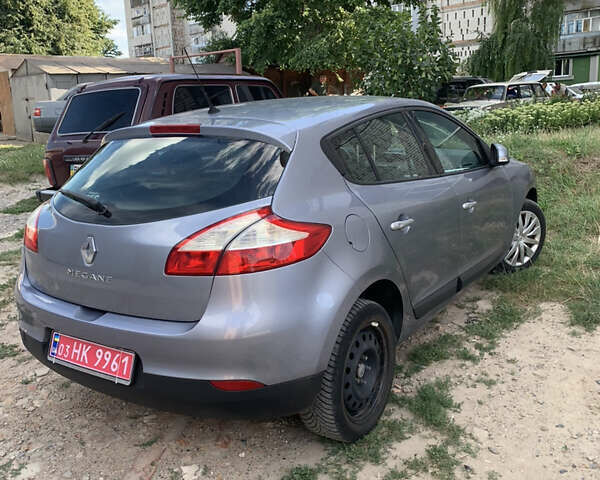 Серый Рено Меган, объемом двигателя 1.6 л и пробегом 160 тыс. км за 6800 $, фото 30 на Automoto.ua