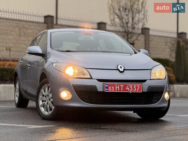 Серый Рено Меган, объемом двигателя 1.6 л и пробегом 193 тыс. км за 5999 $, фото 26 на Automoto.ua