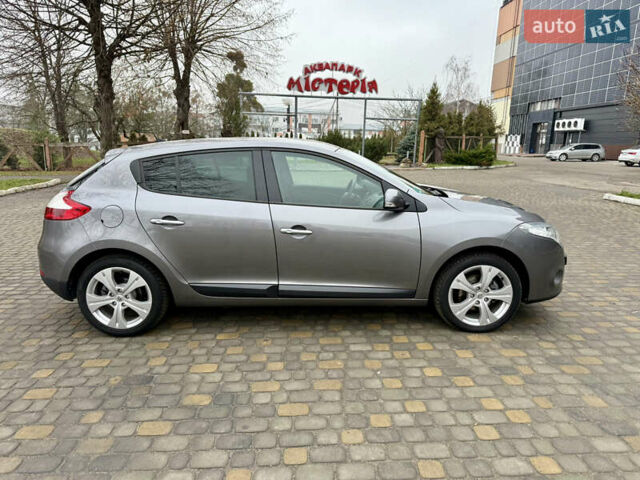 Сірий Рено Меган, об'ємом двигуна 1.6 л та пробігом 156 тис. км за 8350 $, фото 5 на Automoto.ua