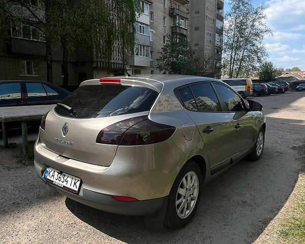 Серый Рено Меган, объемом двигателя 1.6 л и пробегом 170 тыс. км за 7150 $, фото 10 на Automoto.ua