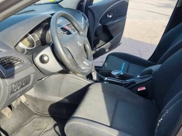 Сірий Рено Меган, об'ємом двигуна 1.6 л та пробігом 199 тис. км за 6500 $, фото 6 на Automoto.ua