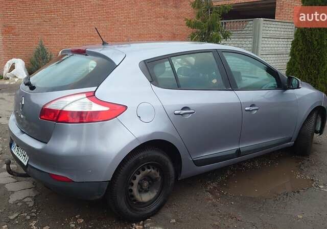 Сірий Рено Меган, об'ємом двигуна 1.6 л та пробігом 268 тис. км за 4000 $, фото 2 на Automoto.ua