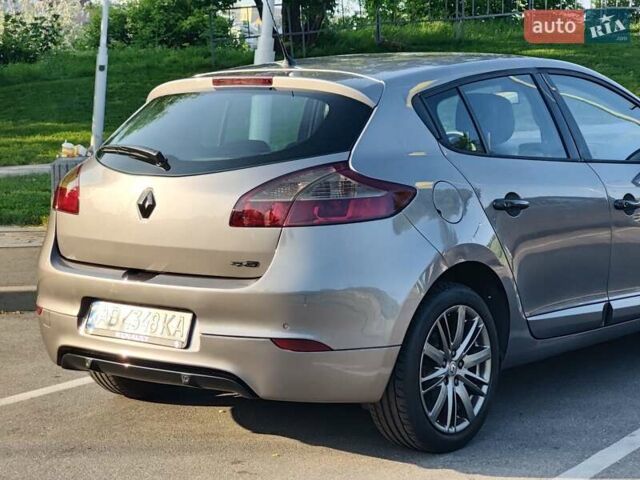 Рено Меган 2009 в Виннице на Automoto.ua Серый Рено Меган, объемом двигателя 1.5 л и пробегом 242 тыс. км за 6950 $, фото 5 на Automoto.ua