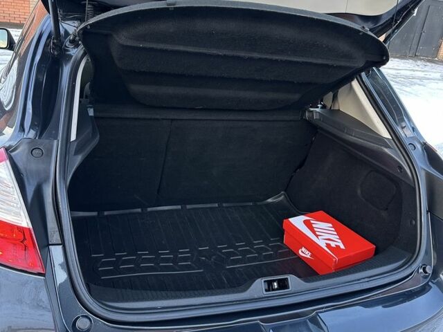 Серый Рено Меган, объемом двигателя 2 л и пробегом 247 тыс. км за 8000 $, фото 8 на Automoto.ua