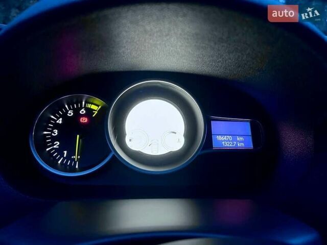 Сірий Рено Меган, об'ємом двигуна 1.6 л та пробігом 186 тис. км за 6900 $, фото 43 на Automoto.ua