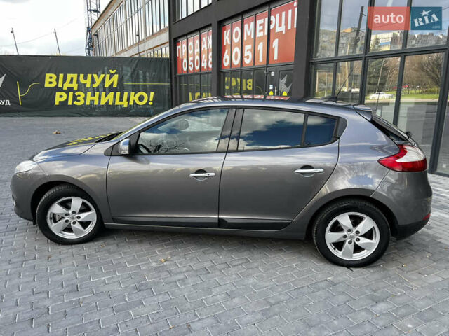 Сірий Рено Меган, об'ємом двигуна 1.6 л та пробігом 198 тис. км за 6750 $, фото 8 на Automoto.ua