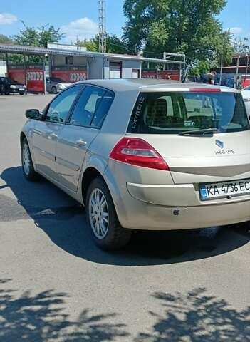 Серый Рено Меган, объемом двигателя 1.6 л и пробегом 145 тыс. км за 5999 $, фото 3 на Automoto.ua