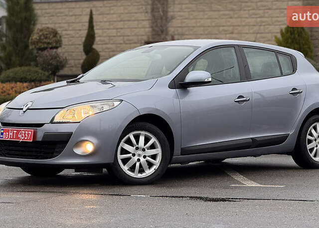 Серый Рено Меган, объемом двигателя 1.6 л и пробегом 193 тыс. км за 5999 $, фото 4 на Automoto.ua
