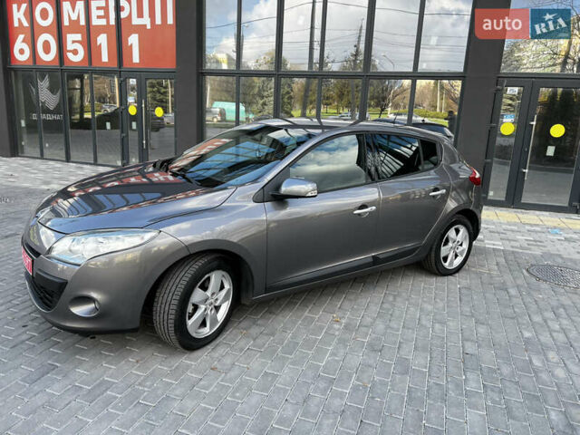 Сірий Рено Меган, об'ємом двигуна 1.6 л та пробігом 198 тис. км за 6750 $, фото 9 на Automoto.ua